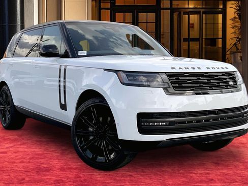 New 2026 Land Rover Range Rover Long Wheelbase SE image 19