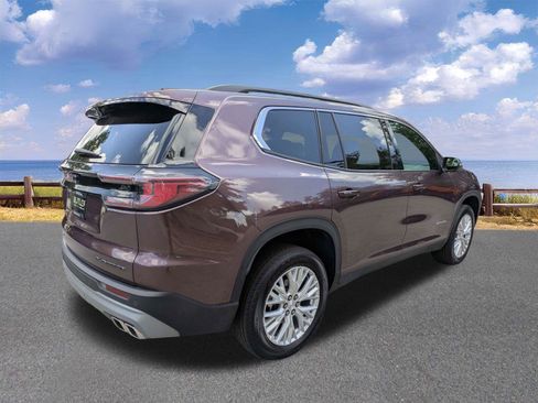 Used 2024 GMC Acadia Elevation AWD/4WD image 8