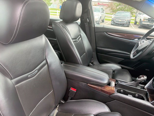 Certified 2013 Cadillac XTS Luxury FWD image 18