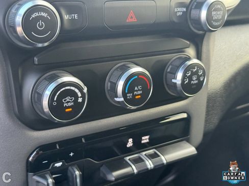 Used 2022 RAM 2500 Big Horn AWD/4WD image 22
