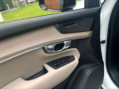 New 2026 Volvo XC90 T8 Ultra w/ Lounge Package AWD/4WD image 30