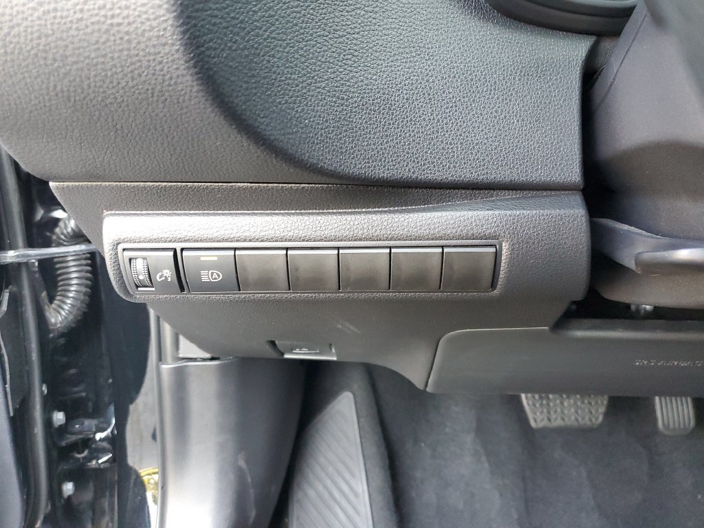 Used 2025 Toyota Corolla LE FWD image 23