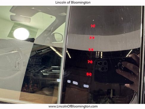 New 2026 Lincoln Navigator Reserve AWD/4WD image 36