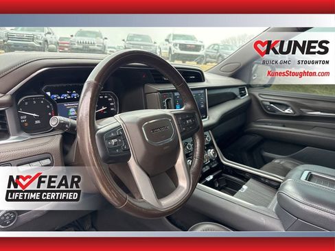Used 2021 GMC Yukon Denali w/ Denali Premium Package AWD/4WD image 25