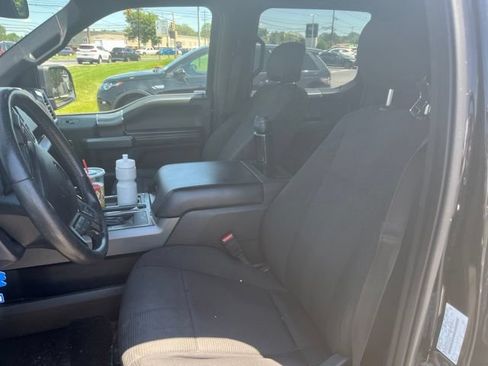 Used 2016 Ford F150 XLT w/ Equipment Group 302A Luxury AWD/4WD image 9