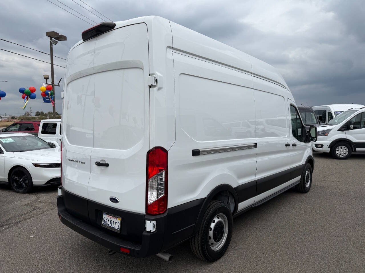 Used 2023 Ford Transit 250 148 High Roof RWD image 7