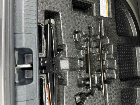 Used 2021 Toyota Camry SE w/ Convenience Package image 65