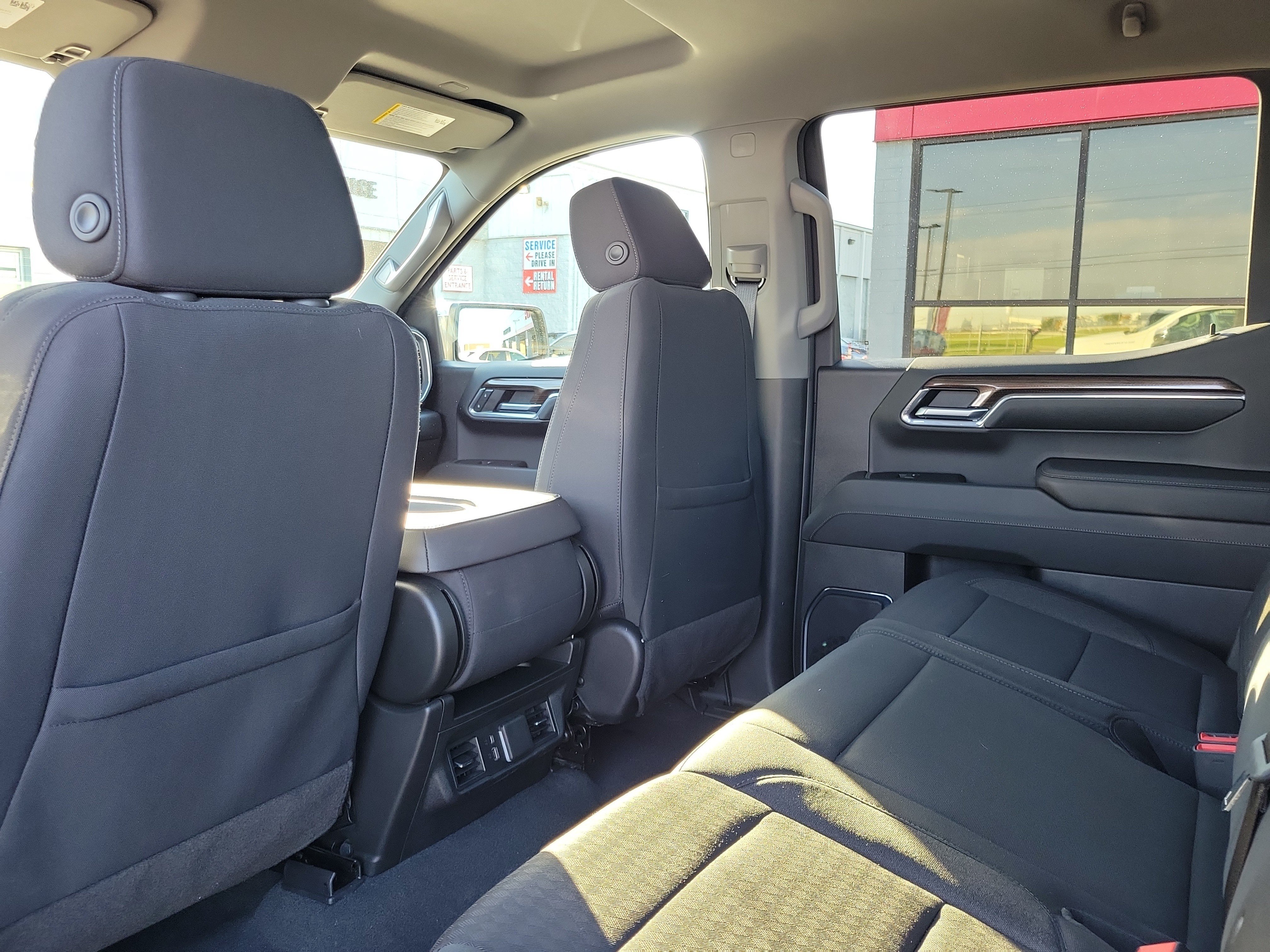 Used 2024 Chevrolet Silverado 1500 LT AWD/4WD image 14