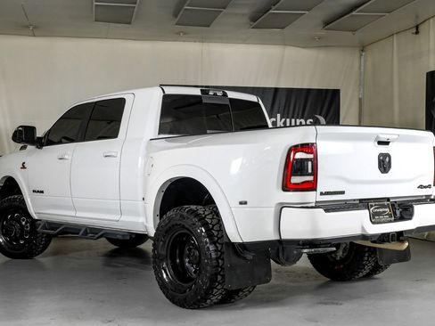 Used 2022 RAM 3500 Laramie w/ Night Edition image 10