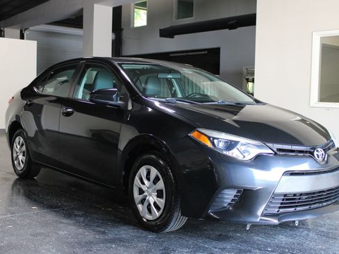 Used 2014 Toyota Corolla L FWD image 30