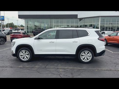 Used 2024 GMC Acadia Elevation w/ LPO, Floor Liner Package FWD image 5