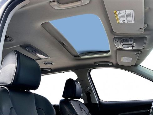 Used 2022 Kia Telluride EX w/ EX Premium Package image 28