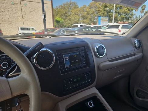 Used 2006 Ford Expedition Eddie Bauer image 50