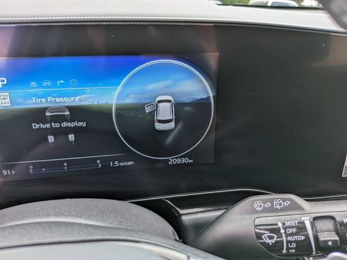 Certified 2023 Kia Niro Wave FWD image 35