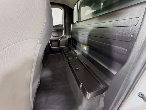 Used 2022 Toyota Tacoma SR image 22