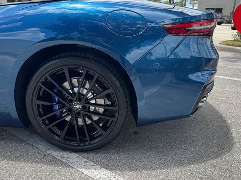 Used 2024 Maserati GranCabrio Trofeo AWD/4WD image 12
