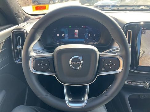 New 2026 Volvo XC40 B5 Ultra w/ Protection Package Premier AWD/4WD image 28