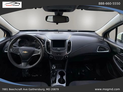 Used 2019 Chevrolet Cruze LT w/ Convenience Package FWD image 25