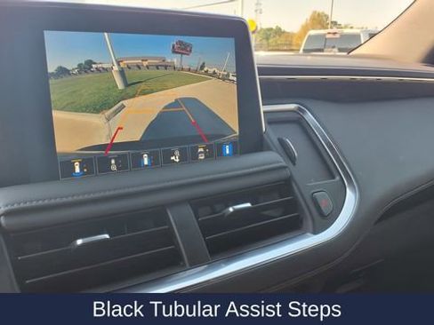 Used 2024 Chevrolet Tahoe Z71 w/ Z71 Off-Road Package image 30