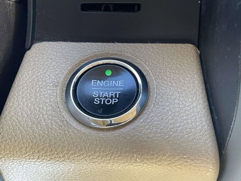 Used 2019 Ford F150 Lariat w/ Equipment Group 502A Luxury image 23