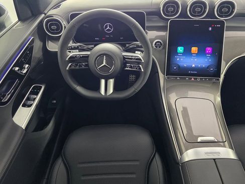 New 2026 Mercedes-Benz GLC 300 image 10