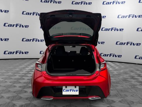 Used 2022 Toyota Corolla SE w/ SE Preferred Package FWD image 10