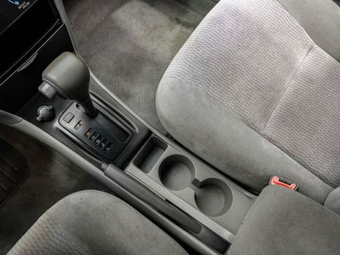 Used 2006 Toyota Corolla LE image 36