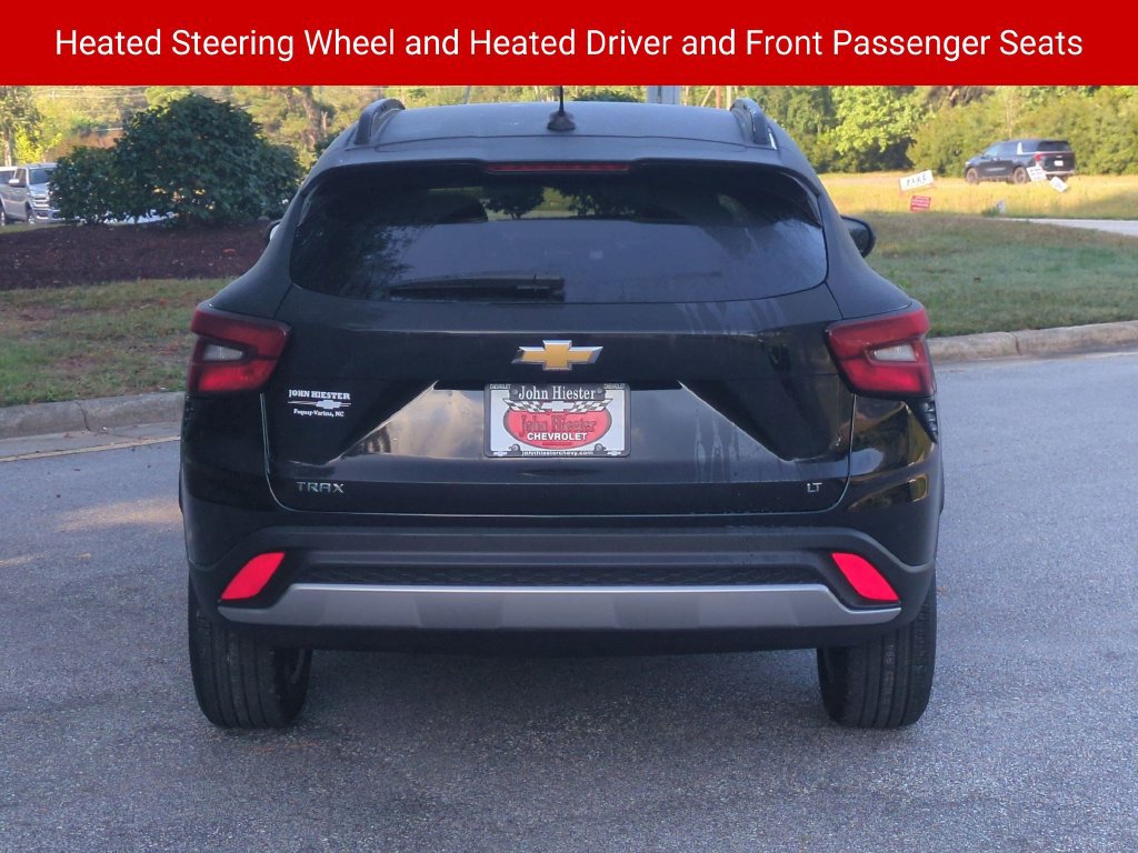 New 2026 Chevrolet Trax LT w/ LT Convenience Package FWD image 7