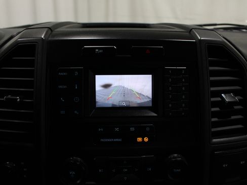 Used 2020 Ford F250 XL AWD/4WD image 13