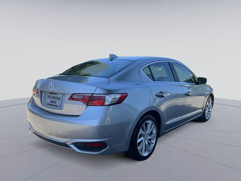 Used 2017 Acura ILX FWD image 9