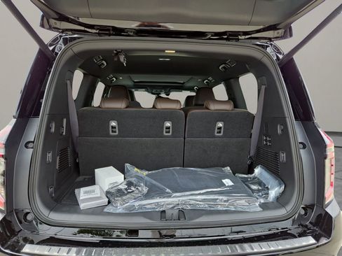 New 2026 Nissan Armada Platinum AWD/4WD image 29