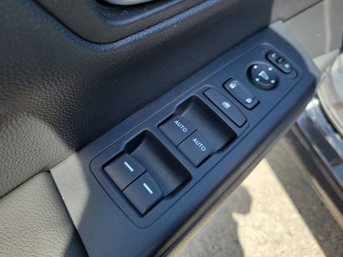 Used 2025 Honda CR-V Sport image 25