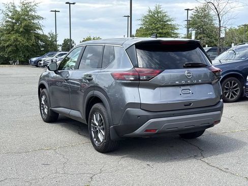 Used 2023 Nissan Rogue S AWD/4WD image 4