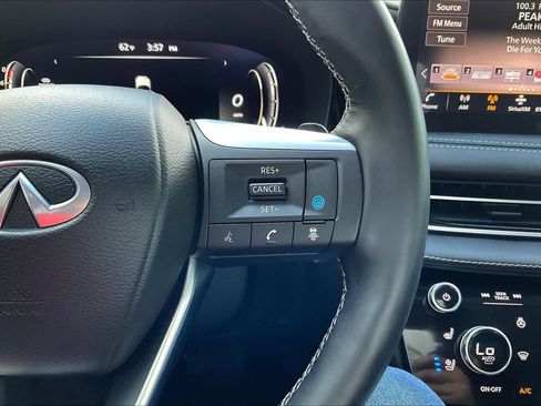 Used 2023 INFINITI QX60 Sensory w/ Vision Package image 24