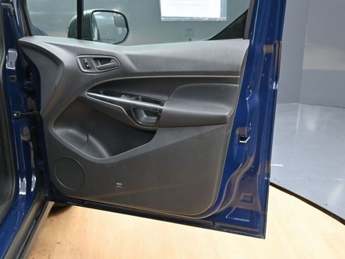 Used 2018 Ford Transit Connect XL image 34