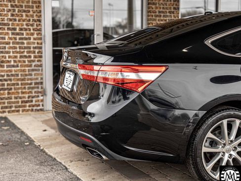 Used 2014 Toyota Avalon XLE Touring image 12