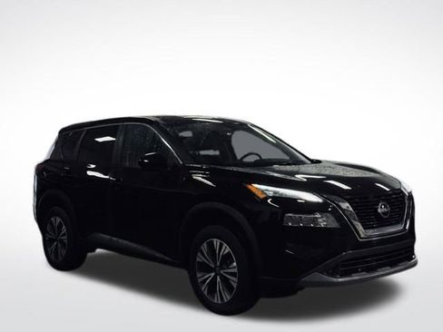 Used 2023 Nissan Rogue SV image 4