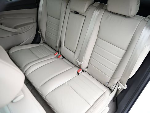 Used 2016 Ford Escape Titanium image 34