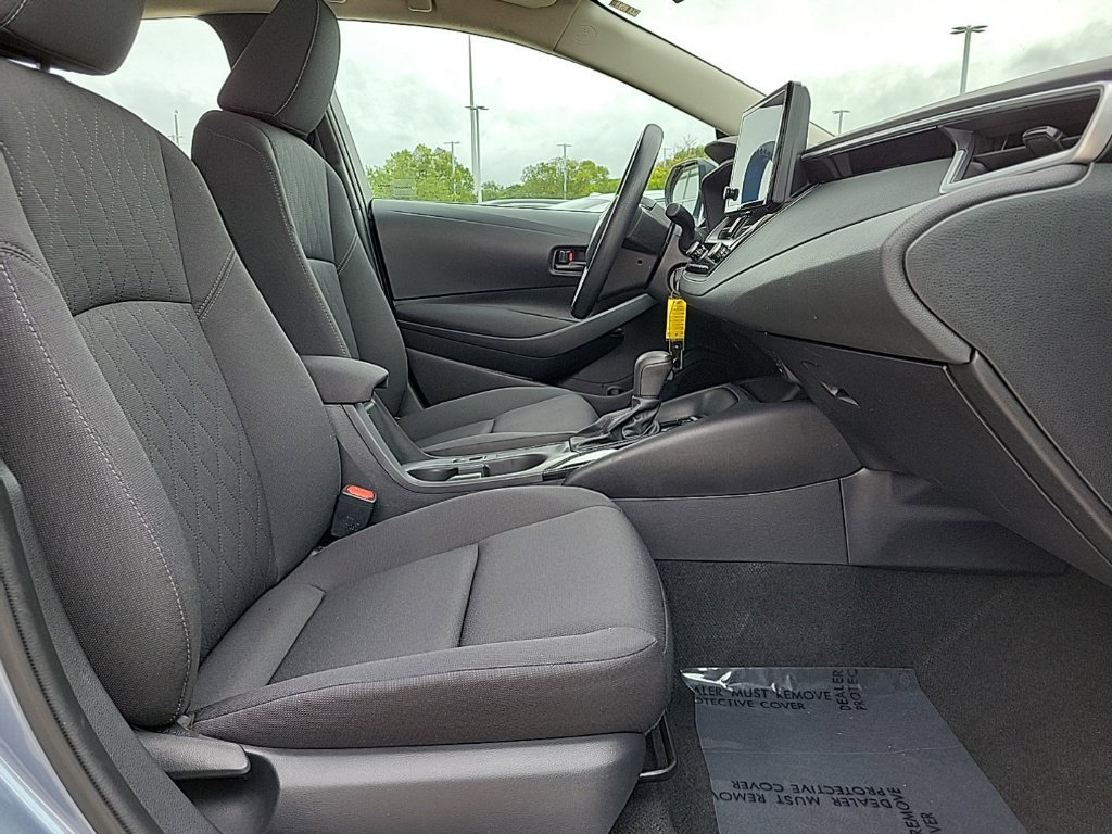Used 2024 Toyota Corolla LE FWD image 17