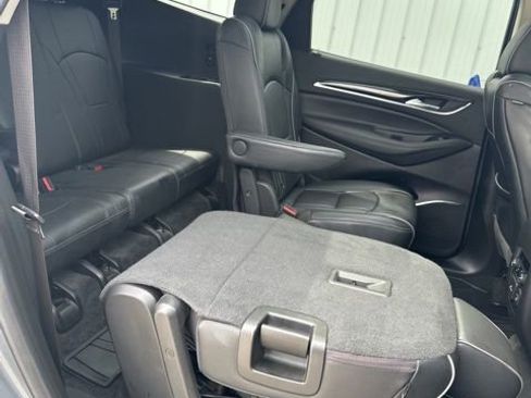 Used 2019 Buick Enclave Avenir w/ Avenir Technology Package AWD/4WD image 47