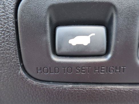 Used 2022 Honda CR-V Touring image 8