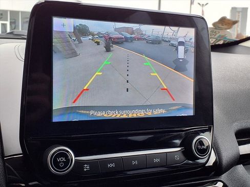 Used 2022 Ford EcoSport Titanium image 8