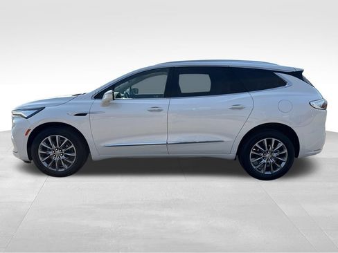 Certified 2024 Buick Enclave Avenir w/ Avenir Technology Package AWD/4WD image 3