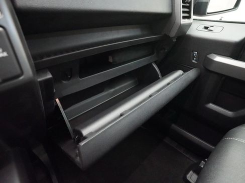 Used 2019 Ford F150 XLT w/ Equipment Group 302A Luxury AWD/4WD image 27