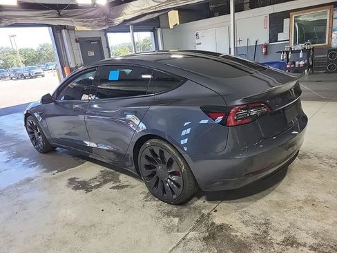 Used 2022 Tesla Model 3 Performance image 3