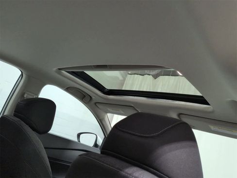 Used 2024 Honda Accord EX image 22