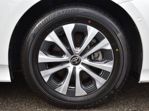 Certified 2021 Toyota Prius Prime Limited image 28