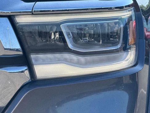 Used 2019 RAM 1500 Laramie image 10