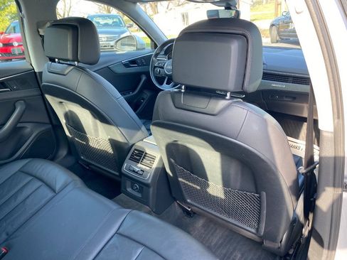 Used 2018 Audi A4 2.0T Premium w/ Convenience Package AWD/4WD image 29