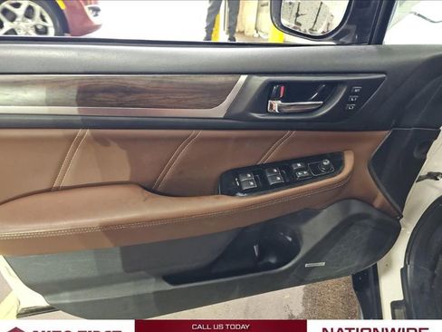 Used 2019 Subaru Outback 2.5i Touring w/ Popular Package #3A image 10